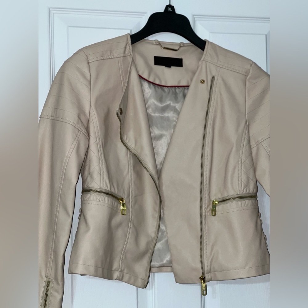 STEVE MADDEN leather jacket stylish light pink jacket medium. Zippers. Cute - Picture 12 of 16